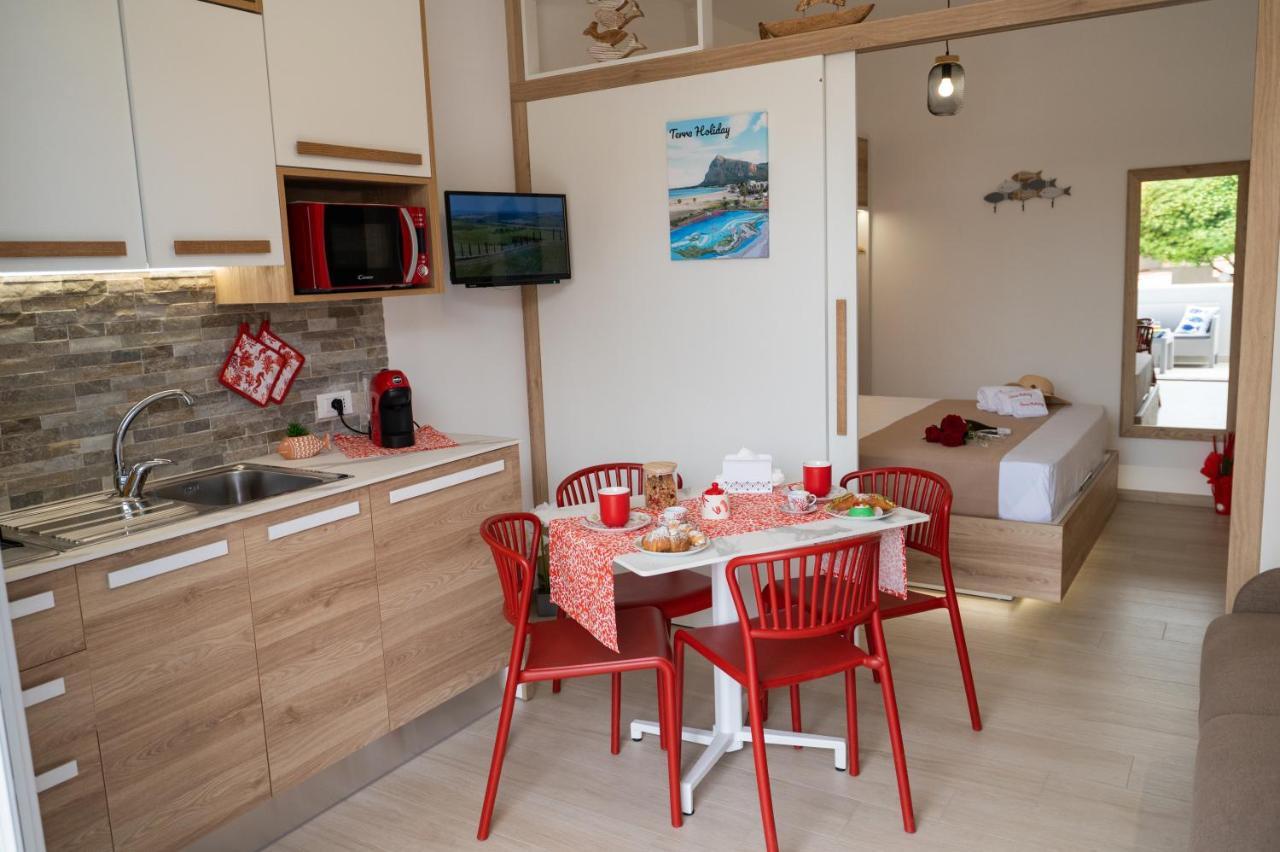 Mare E Terra Fronte Mare Apartment