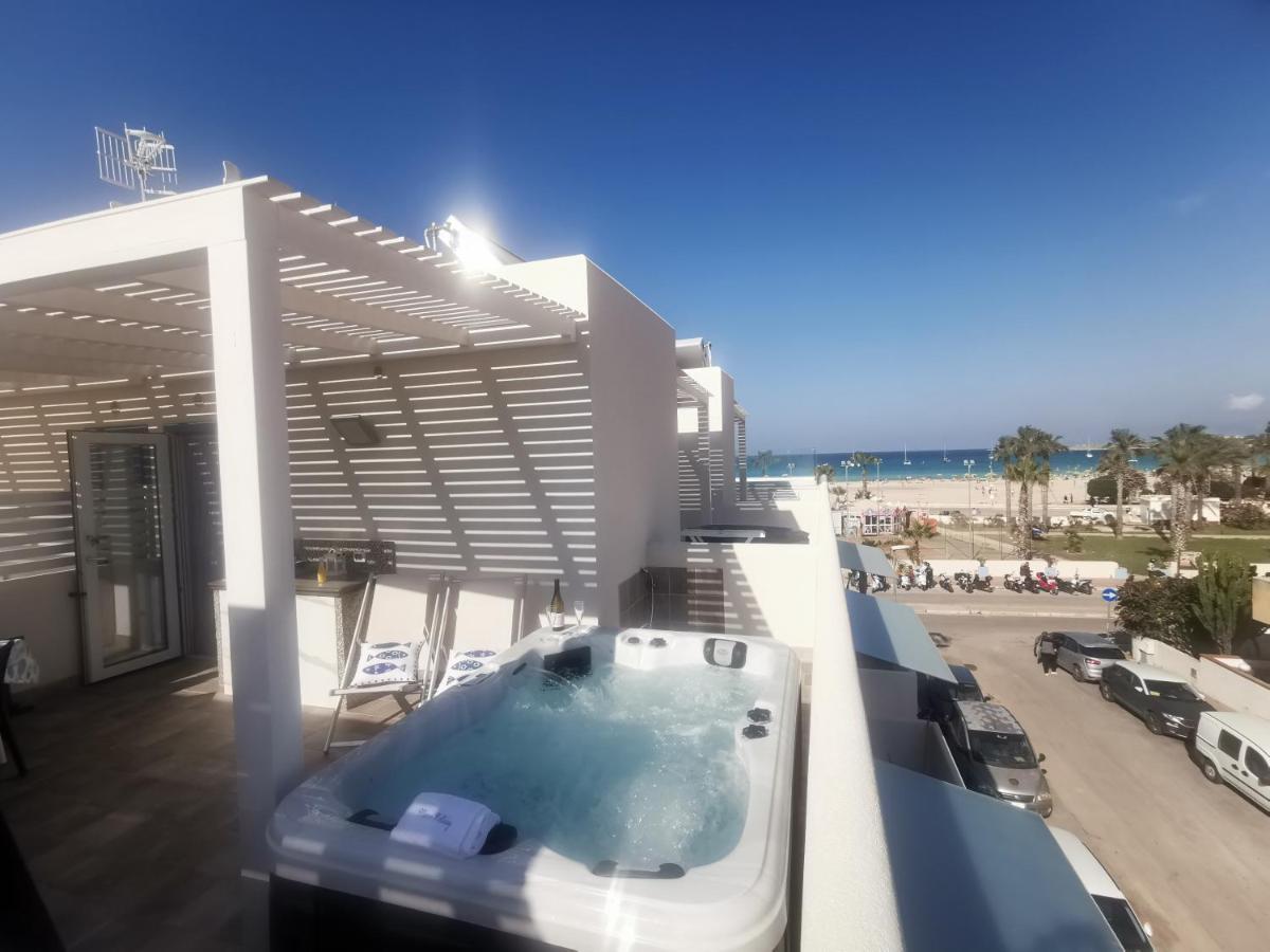 Mare E Terra Fronte Mare Apartment *