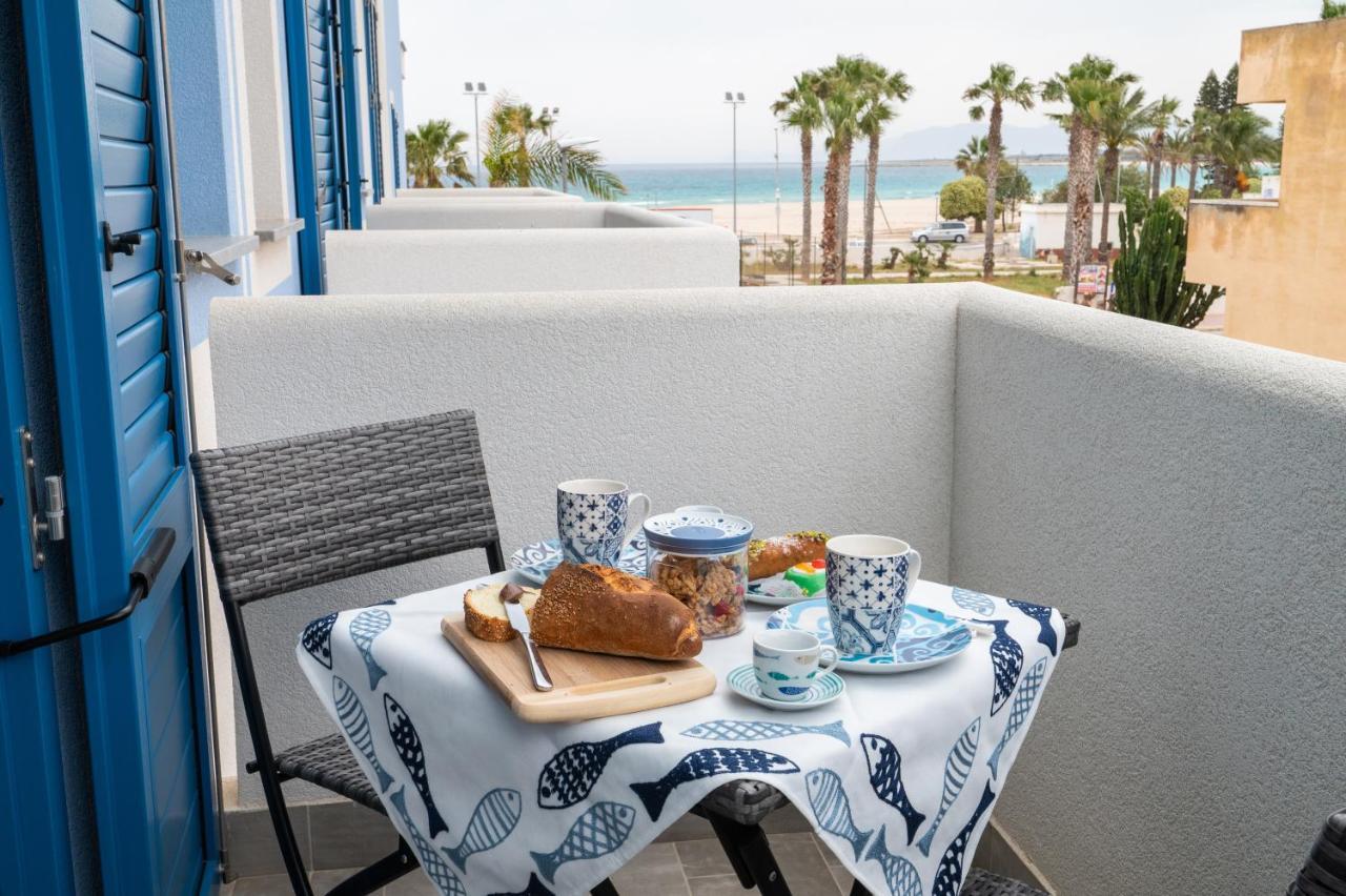 Mare E Terra Fronte Mare Apartment *
